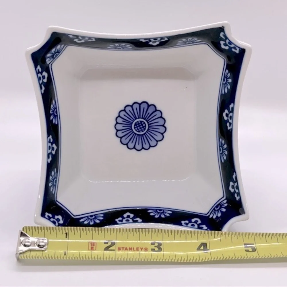 Bombay Cobalt Blue and White Chinoiserie Butterfly & Flower Bowl